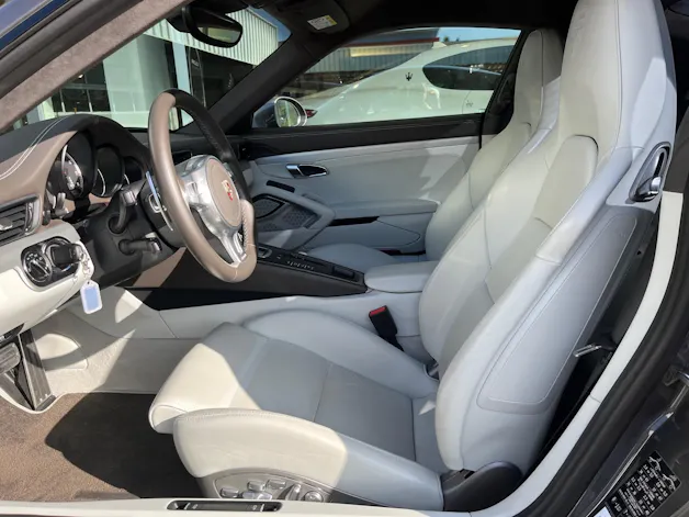 Porsche 911 Turbo S