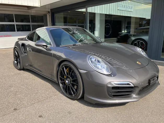 Porsche 911 Turbo S