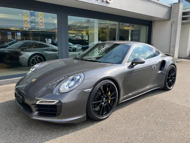Porsche 911 Turbo S
