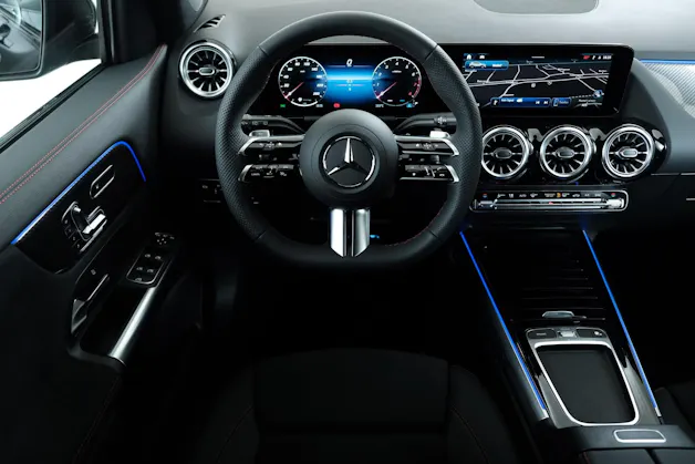 Mercedes-Benz GLA 250 4Matic 8G-DCT Swiss Star