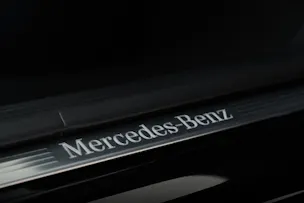 Mercedes-Benz GLA 250 4Matic 8G-DCT Swiss Star