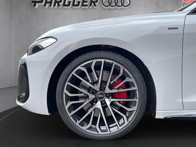 Audi A5 Avant e-hybrid quattro 270 kW S tronic