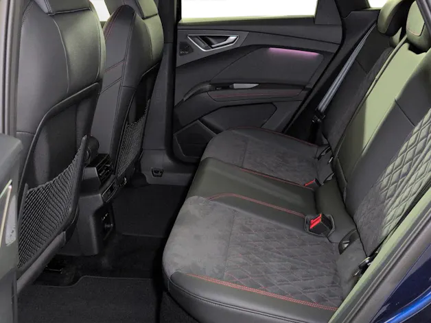 Audi Q4 e-tron 45 Edition Swiss Ski quattro