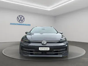 VW Golf VIII Variant 1.5 eTSI Style DSG