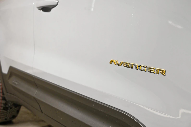 immagine del veicolo JEEP AVENGER