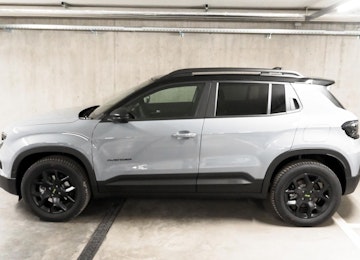 Fahrzeugbild JEEP Avenger 1.2 MHEV Overland 4xe Fahrzeugbild JEEP Avenger 1.2 MHEV Overland 4xe