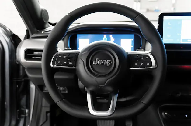 Jeep Avenger 1.2 MHEV Overland 4xe