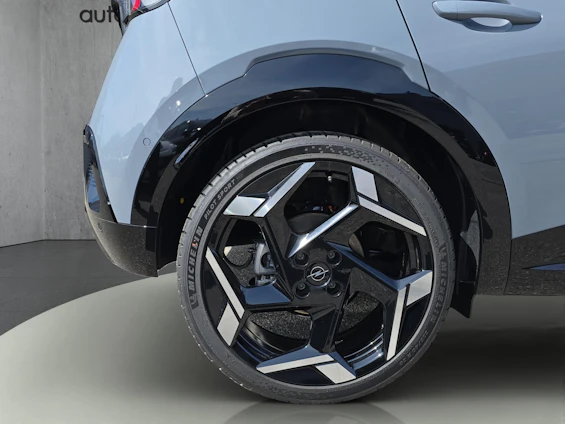 immagine del veicolo 13 immagine del veicolo 13