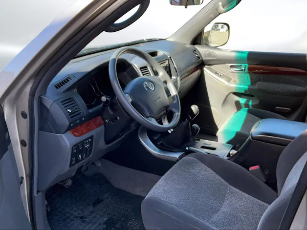 Toyota Land Cruiser 3.0 D-4D Linea Luna
