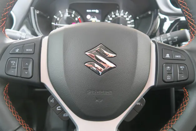 Suzuki Vitara 1.4 T Black Edition Top Hybrid 4x4