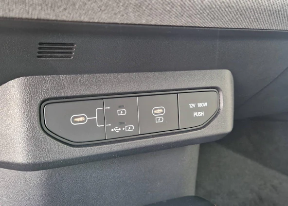 image du véhicule 10 image du véhicule 10