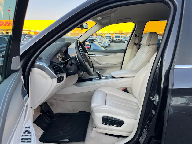 BMW X5 50i xDrive SAG