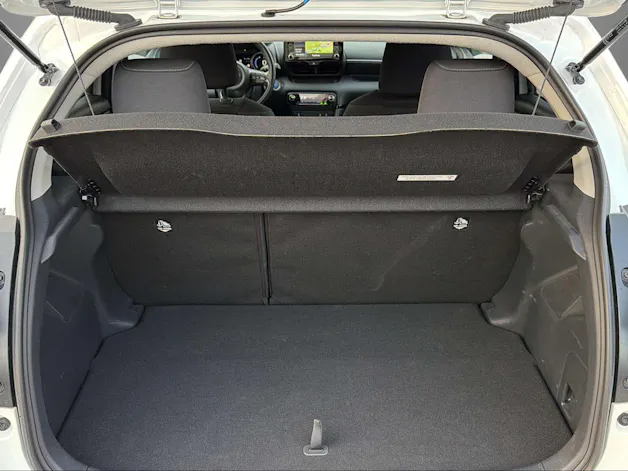 Toyota Yaris 1.5 VVT-i HSD Trend