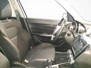 Fahrzeugbild SUZUKI Swift 1.2 Compact Top Hybrid 4x4