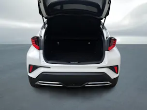 Toyota C-HR 2.0 VVTi HSD Trend