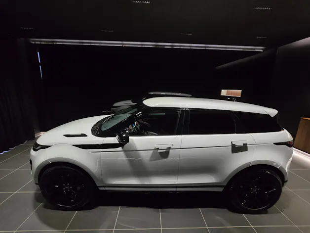 Land Rover Range Rover Evoque 2.0 T 250 R-Dynamic HSE