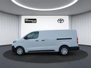 Toyota PROACE Van L2 2.2 D Advanced