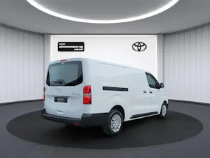 Toyota PROACE Van L2 2.2 D Advanced