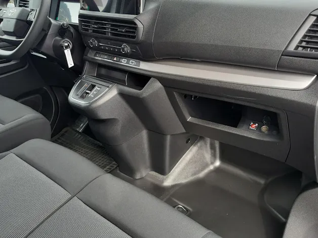 Toyota PROACE Van L2 2.2 D Advanced