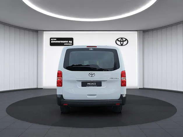 Toyota PROACE Van L2 2.2 D Advanced