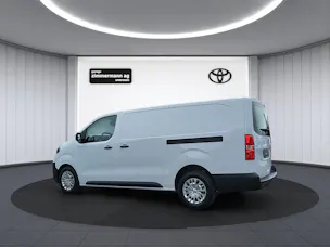 Toyota PROACE Van L2 2.2 D Advanced