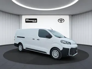 Toyota PROACE Van L2 2.2 D Advanced