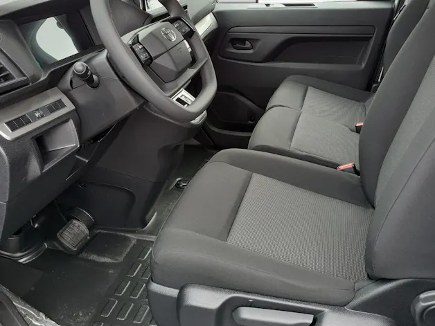 Toyota PROACE Van L2 2.2 D Advanced