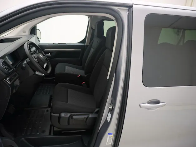 Peugeot Traveller Long 2.0 BlueHDi Business