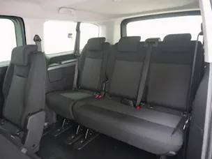 Peugeot Traveller Long 2.0 BlueHDi Business
