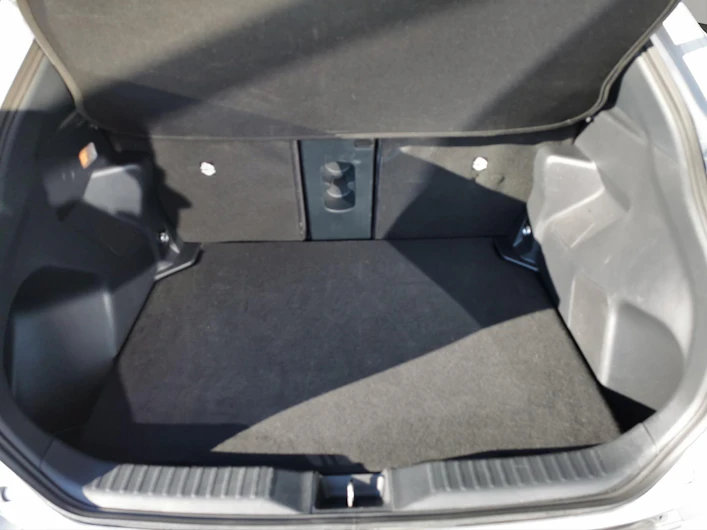 Fahrzeugbild TOYOTA YARIS CROSS