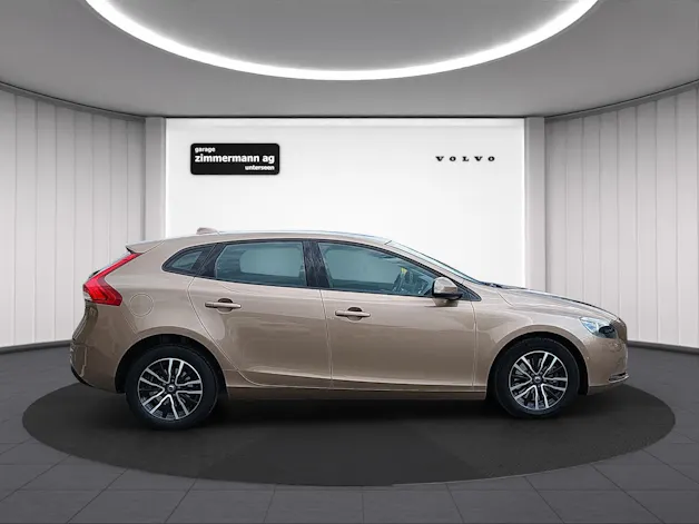 Volvo V40 1.5 T2 Momentum S/S