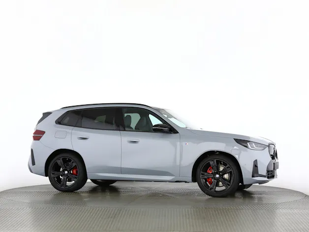 BMW X3 M50i