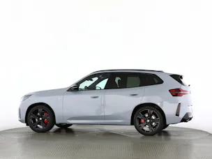 BMW X3 M50i