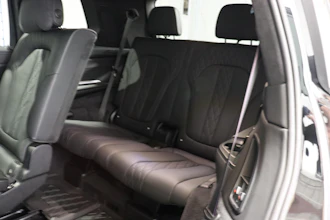 https://vehicle.imgix.net/4245918/a4977f97-6856-4f51-a62f-44e633aef2d9.JPG