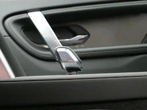 immagine del veicolo LAND ROVER Discovery Sport 1.5 T 270e Metropolitan