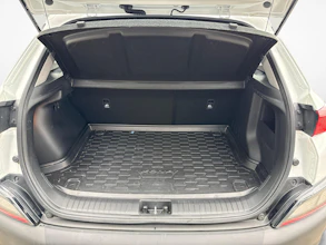 https://vehicle.imgix.net/4246027/a69965fc-04e7-412d-a275-13573393db2c.jpg