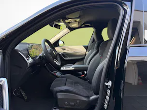 BMW X1 20d xDrive paddles