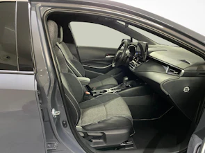 Fahrzeugbild TOYOTA Corolla Touring Sports 2.0 HSD Swiss Edition