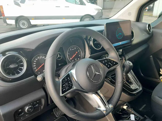 Mercedes-Benz 180 d Style Van S