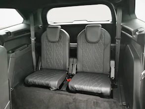 https://vehicle.imgix.net/4246146/30996f0e-891d-4dfd-82bf-21fa9ba36b3a.jpg