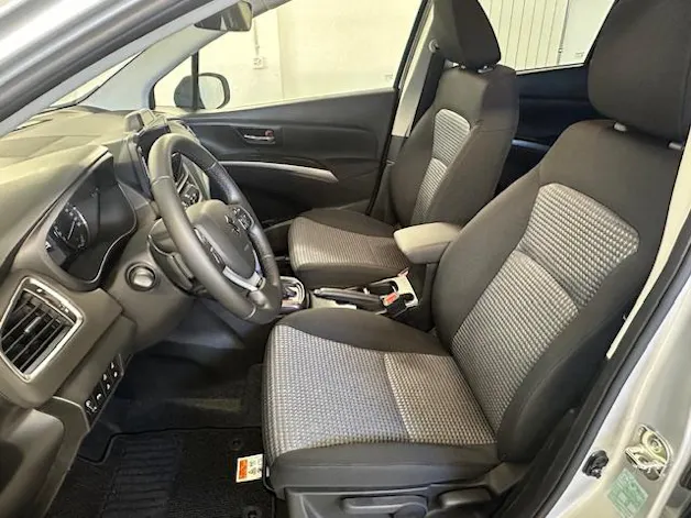 Suzuki S-Cross 1.4 T Compact+ Hybrid