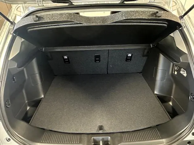 Suzuki S-Cross 1.4 T Compact+ Hybrid