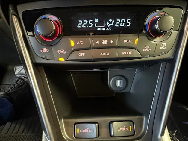 Suzuki S-Cross 1.4 T Compact+ Hybrid