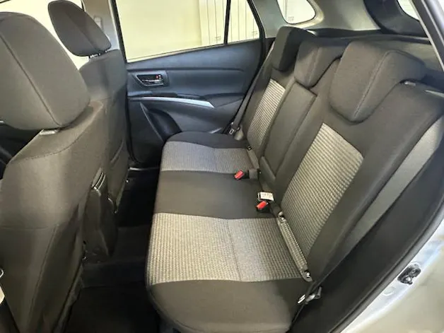 Suzuki S-Cross 1.4 T Compact+ Hybrid