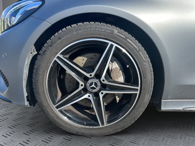 Mercedes-Benz C 300 AMG Line