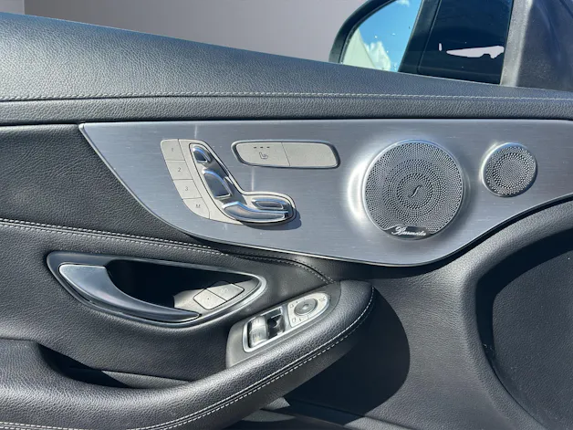 Mercedes-Benz C 300 AMG Line