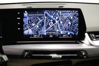 https://vehicle.imgix.net/4246269/bf31c3db-3cdd-4008-b845-b353e2131681.JPG
