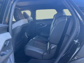 Fahrzeugbild PEUGEOT 5008 1.2 Hybrid GT Exclusive