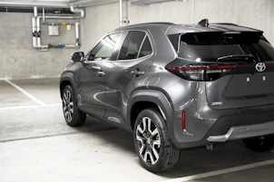 image du véhicule TOYOTA Yaris Cross 1.5 VVT-i HSD Premium AWD-i