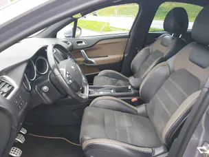 DS Automobiles 4 1.6 THP 210 Sport Chic